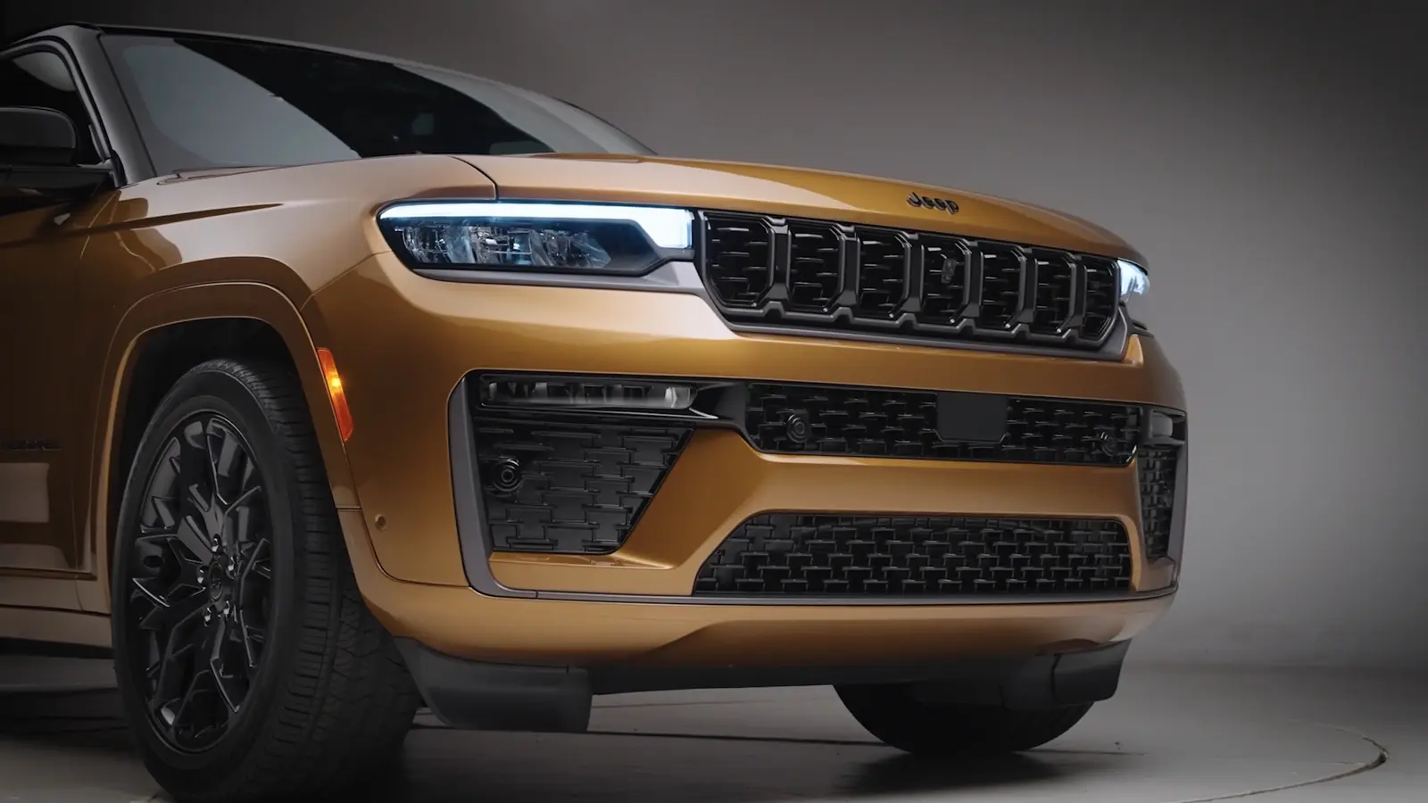 Jeep Grand Cherokee to Gain Hurricane Inline-Six in 2028