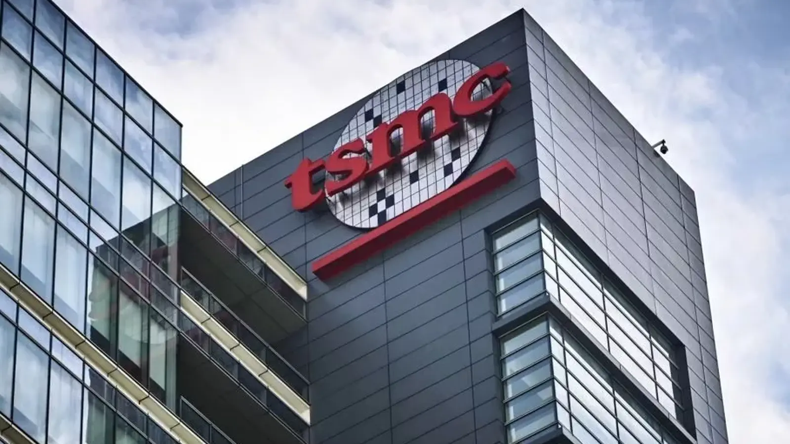 TSMC Accelerates 1.4nm Chip Production Timeline to 2027