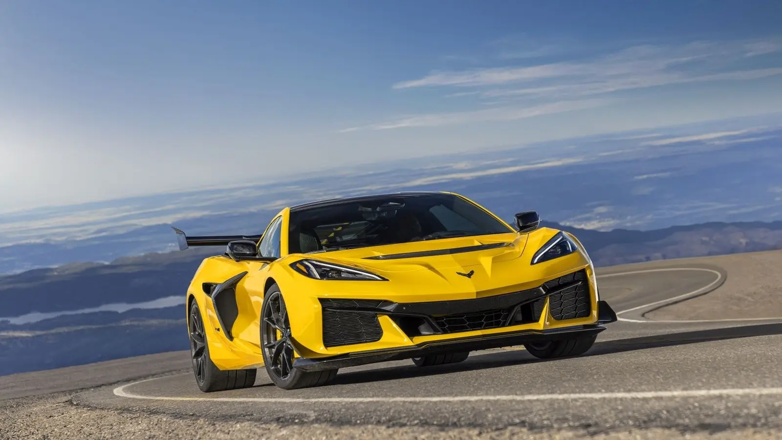 Chevrolet Adds $300 to Prices Across 2027 Corvette Lineup