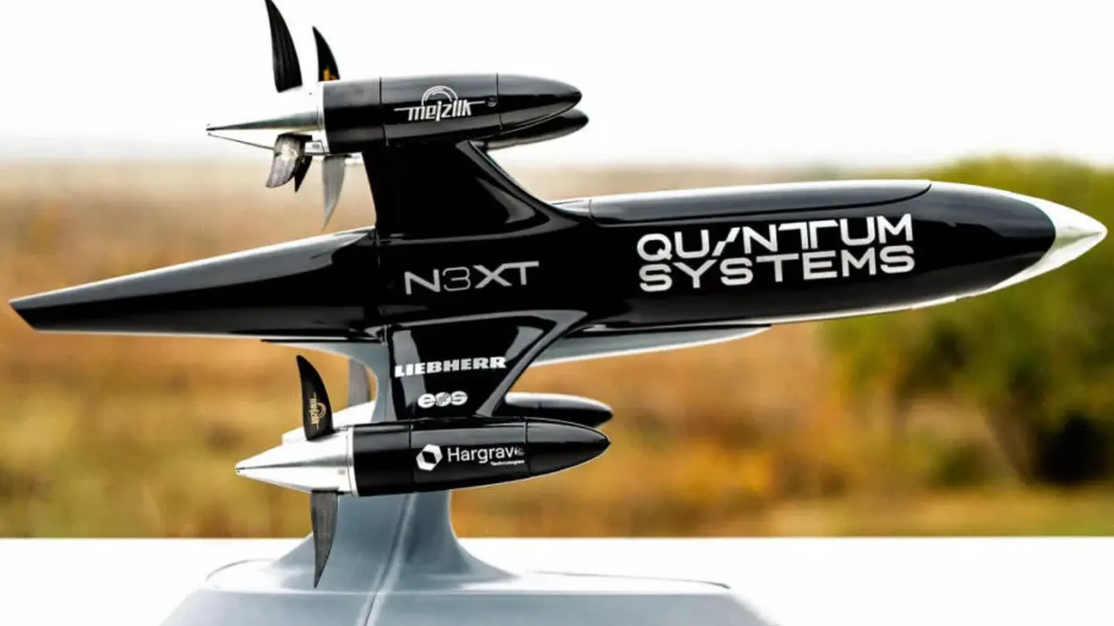 Quantum Systems Apex Recordhunter reaches 777 km - h